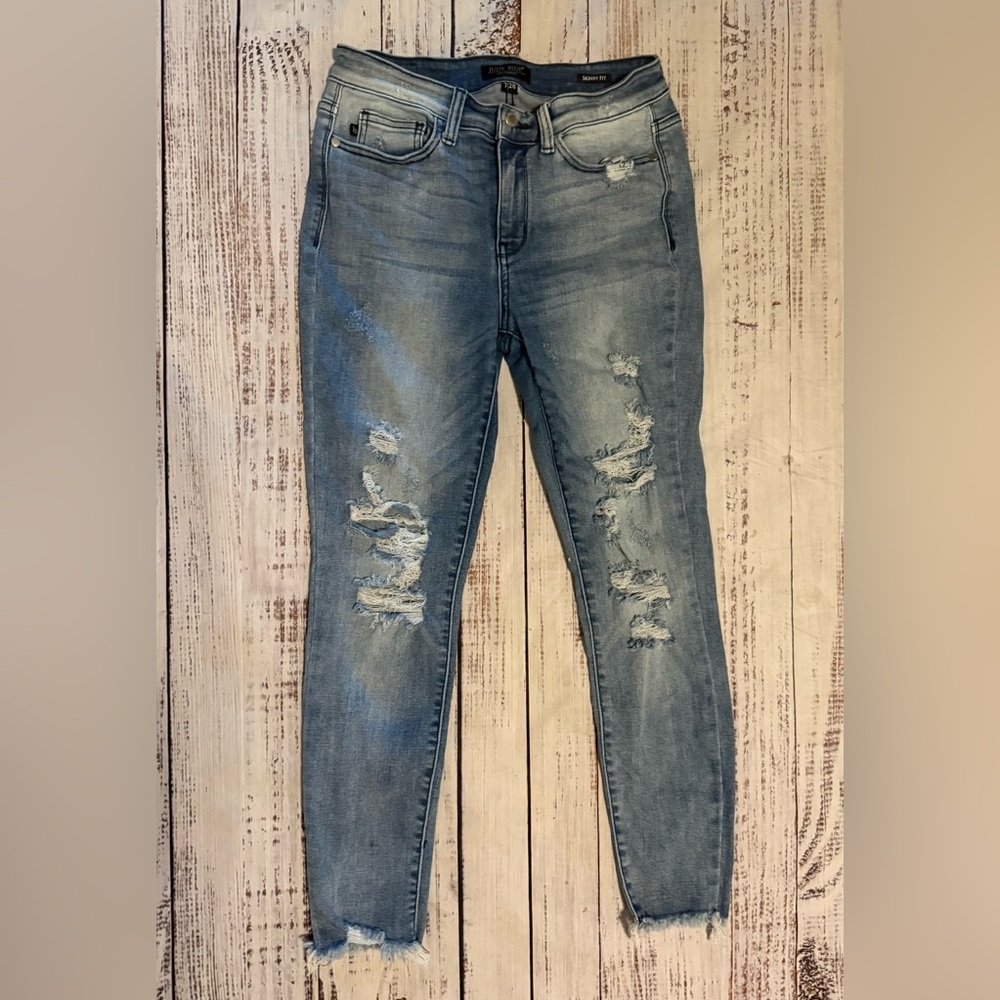 Judy Blue Women’s Distressed Jeans Size 7/28 Light Wash